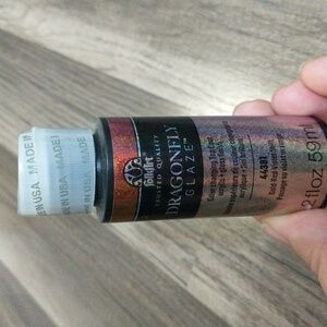 #693NWT FOLKART DRAGONFLY GLAZE 44381 GOLD RED VIOLET SHIFT COLOR CHANGING 2OZ